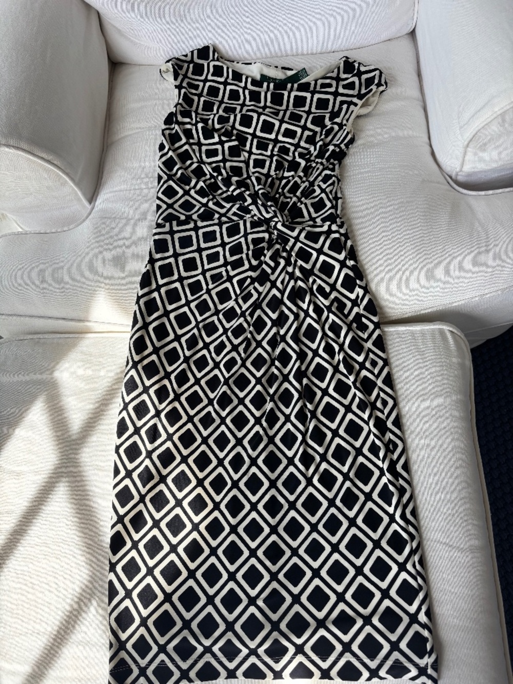 Ralph Lauren black and white dress size 4, like new